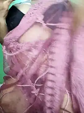 Queen-Amelia online show from March 29, 2026, 10:04 am