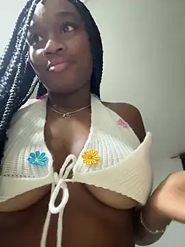 EscorpiLeoncita online show from February 18, 2026, 4:52 am