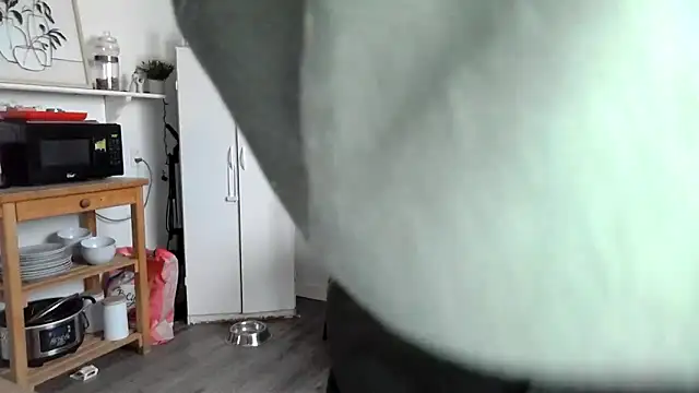 Kittyymaze1 online show from February 19, 2026, 12:45 pm