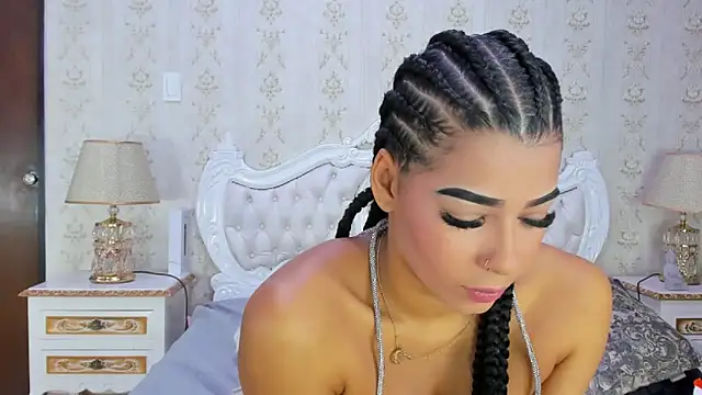 TiaraRosse online show from March 21, 2025, 12:06 pm