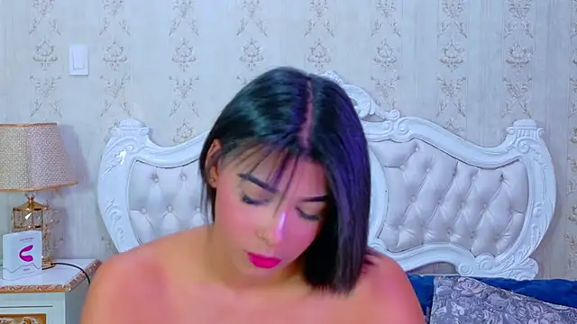 TiaraRosse online show from October 15, 2025, 4:34 am