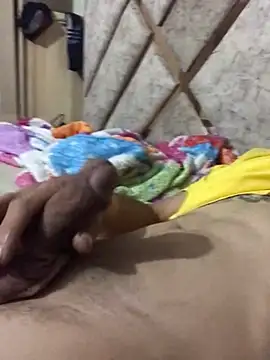 Snapshot of macg96 chatting on March 9, 2025, 6:17 am macg96 online show from March 9, 2025, 6:17 am