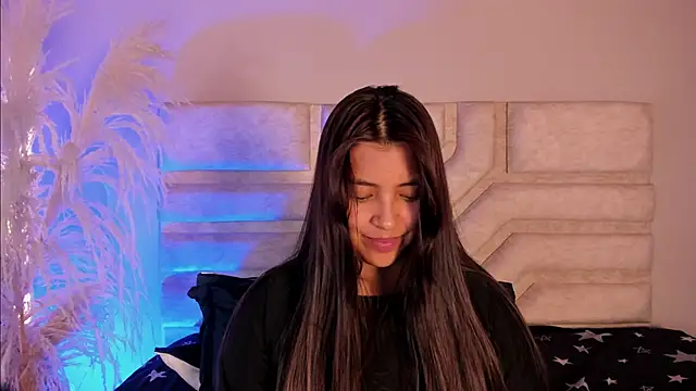 Rebeca Williams  online show from January 8, 2025, 8:49 am