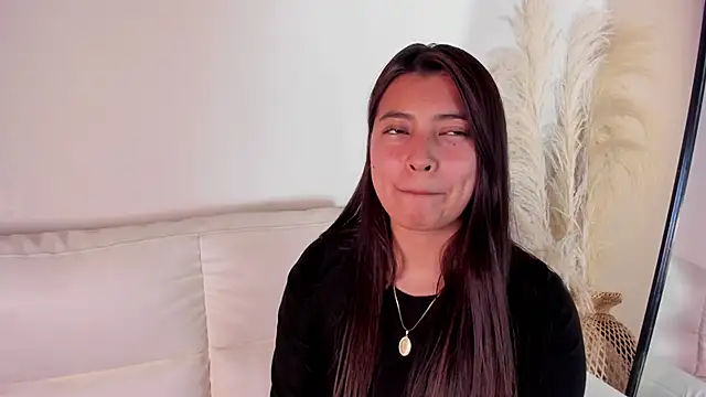 Rebeca Williams  online show from January 29, 2025, 1:58 am