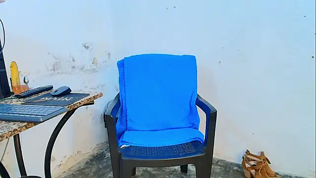 Oh Tique online show from April 14, 2026, 2:12 pm