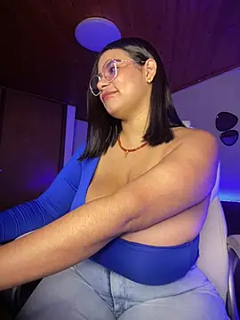 Snapshot of Isabella_boobd chatting on April 13, 2026, 7:30 pm Isabella boobd online show from April 13, 2026, 7:30 pm