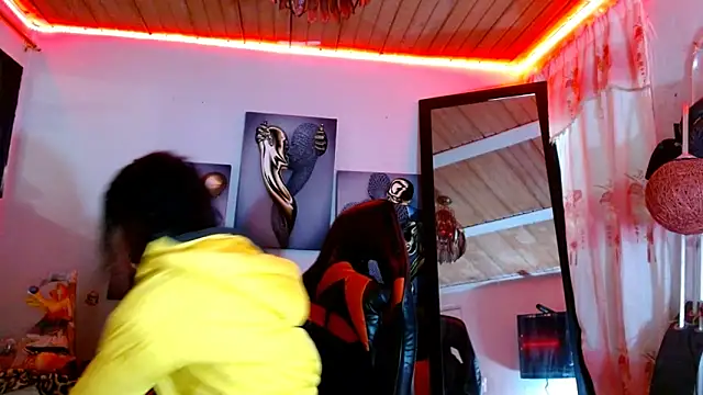 Maidi  online show from September 12, 2025, 1:55 pm