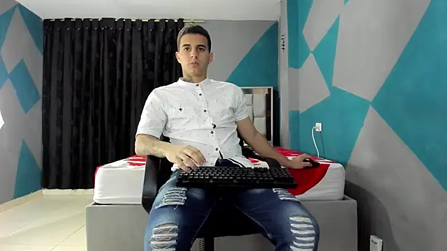 simookeler online show from January 6, 2025, 7:42 am