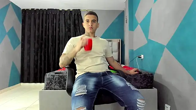 simookeler online show from February 5, 2025, 6:02 am