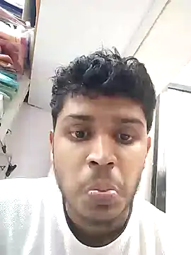 Snapshot of heartless__95 chatting on January 3, 2025, 4:37 pm heartless 95 online show from January 3, 2025, 4:37 pm