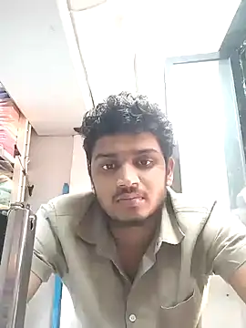 Snapshot of heartless__95 chatting on February 1, 2025, 10:48 am heartless 95 online show from February 1, 2025, 10:48 am