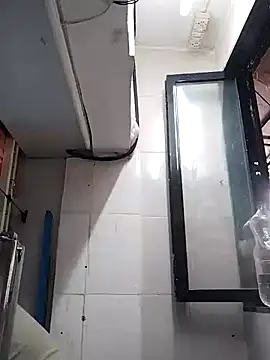 Snapshot of heartless__95 chatting on February 3, 2025, 8:24 am heartless 95 online show from February 3, 2025, 8:24 am