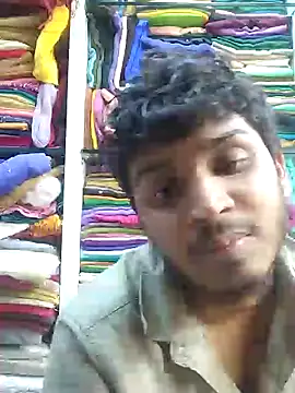 Snapshot of heartless__95 chatting on February 5, 2025, 9:36 am heartless 95 online show from February 5, 2025, 9:36 am