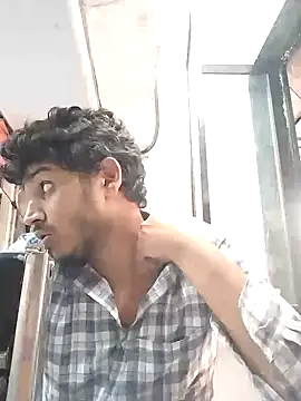 Snapshot of heartless__95 chatting on February 8, 2025, 10:18 am heartless 95 online show from February 8, 2025, 10:18 am