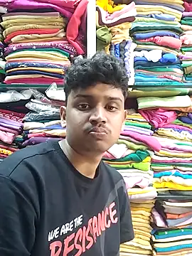 Snapshot of heartless__95 chatting on February 15, 2025, 3:17 pm heartless 95 online show from February 15, 2025, 3:17 pm