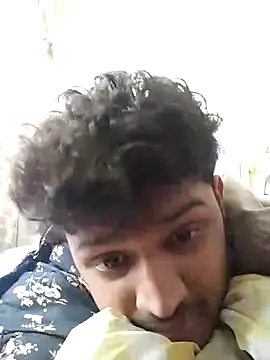 Snapshot of heartless__95 chatting on March 7, 2025, 5:29 am heartless 95 online show from March 7, 2025, 5:29 am