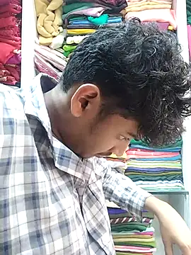 Snapshot of heartless__95 chatting on March 8, 2025, 10:43 am heartless 95 online show from March 8, 2025, 10:43 am