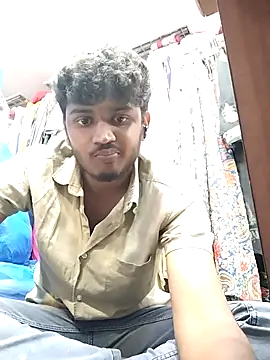 Snapshot of heartless__95 chatting on October 9, 2025, 8:45 am heartless 95 online show from October 9, 2025, 8:45 am