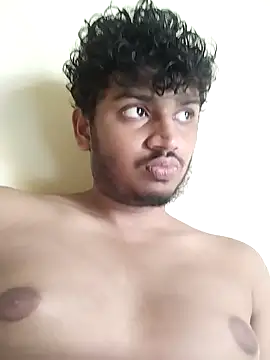 Snapshot of heartless__95 chatting on October 21, 2025, 2:01 am heartless 95 online show from October 21, 2025, 2:01 am