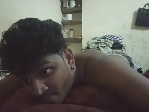Snapshot of heartless__95 chatting on June 27, 2026, 7:02 am heartless 95 online show from June 27, 2026, 7:02 am