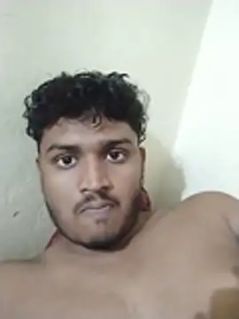 Snapshot of heartless__95 chatting on July 7, 2026, 2:21 pm heartless 95 online show from July 7, 2026, 2:21 pm