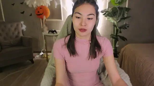 Jennifer murr online show from November 2, 2025, 1:46 pm