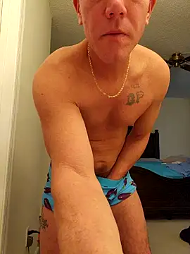 Bigtater1999 online show from December 24, 2024, 7:11 pm