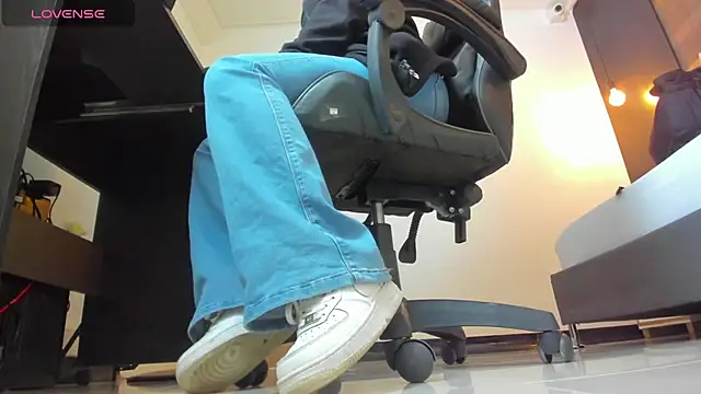 alma fenix online show from September 30, 2025, 12:21 pm