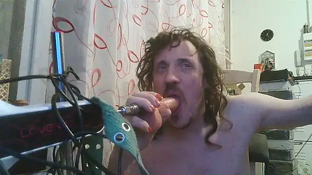 cyril020202 online show from January 31, 2026, 11:47 pm