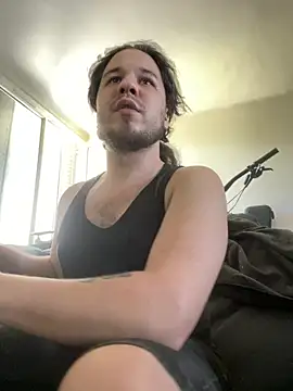 bananahot31 online show from April 18, 2026, 2:21 pm