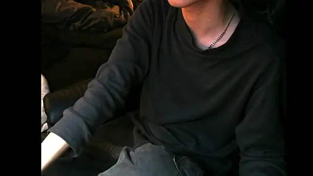 Ray175oo online show from March 21, 2025, 5:12 pm