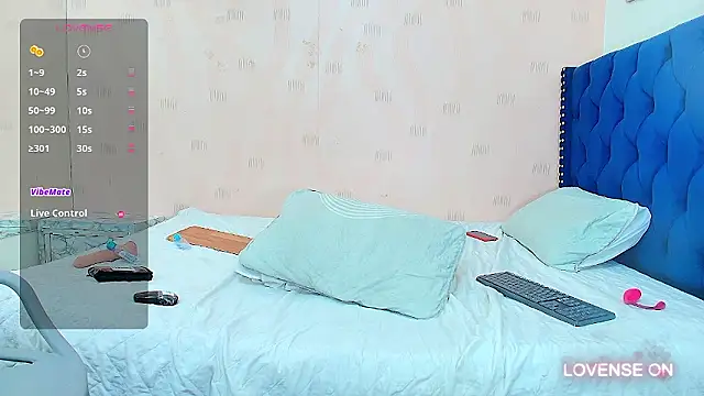 Snapshot of hotlatinateacher chatting on December 7, 2024, 5:48 am hotlatinateacher online show from December 7, 2024, 5:48 am