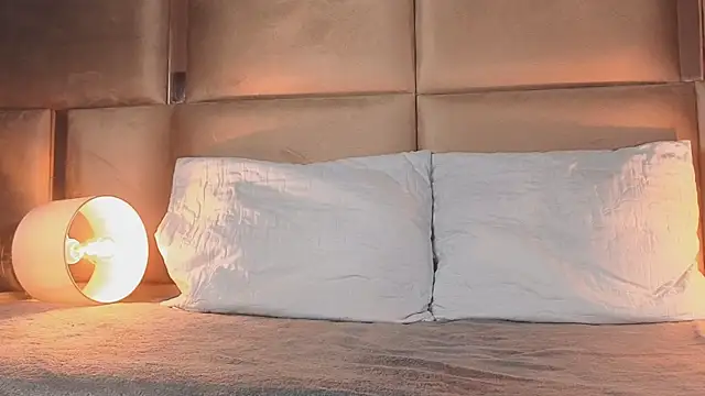 angelinepossy online show from September 25, 2025, 9:51 pm