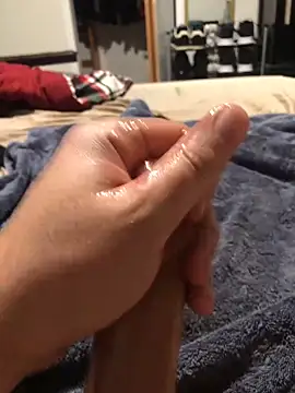 Snapshot of darksmoke011 chatting on February 8, 2026, 2:48 am darksmoke011 online show from February 8, 2026, 2:48 am