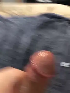 Snapshot of darksmoke011 chatting on February 15, 2026, 9:00 pm darksmoke011 online show from February 15, 2026, 9:00 pm