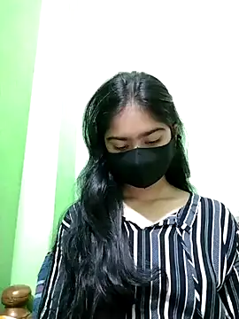 Arisha- online show from December 31, 2024, 2:03 pm