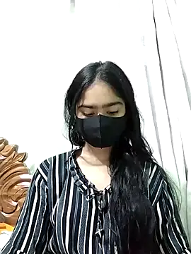 Arisha- online show from February 4, 2025, 4:08 pm