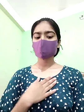 Snapshot of Arisha- chatting on May 9, 2026, 5:01 am Arisha- online show from May 9, 2026, 5:01 am