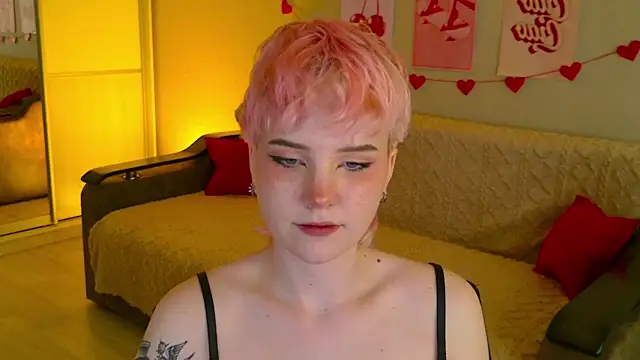 School Love online show from September 26, 2025, 12:20 pm