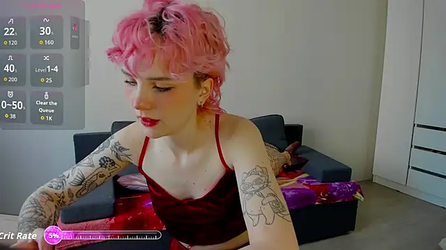 School Love online show from November 9, 2025, 7:17 am