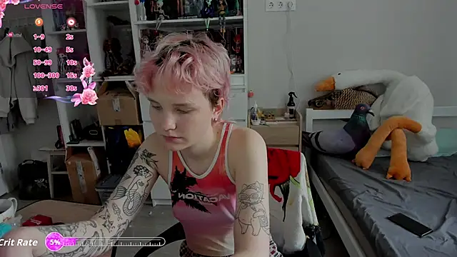 School Love online show from February 15, 2026, 7:05 am