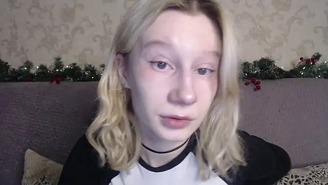 EnigmaSee online show from December 23, 2025, 1:58 am