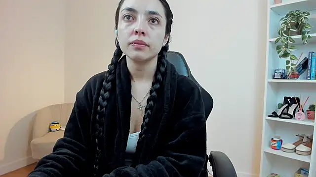  BellaEvans  online show from January 23, 2025, 5:45 am