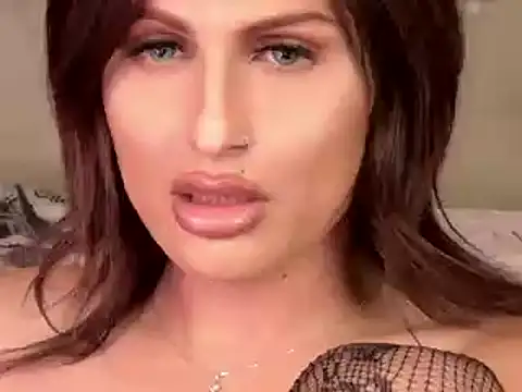 xprettysmilex online show from January 23, 2025, 2:12 am