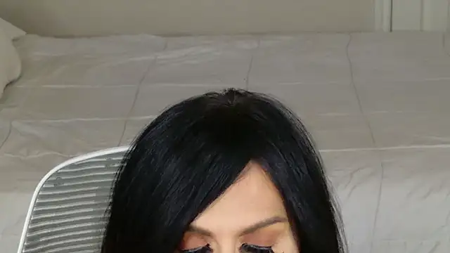 xprettysmilex online show from January 14, 2026, 9:52 pm