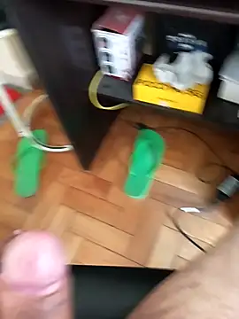 lobomisterioso13 online show from December 23, 2024, 2:17 pm