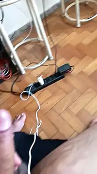 lobomisterioso13 online show from February 19, 2025, 2:01 pm