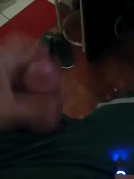 lobomisterioso13 online show from March 18, 2026, 1:36 pm