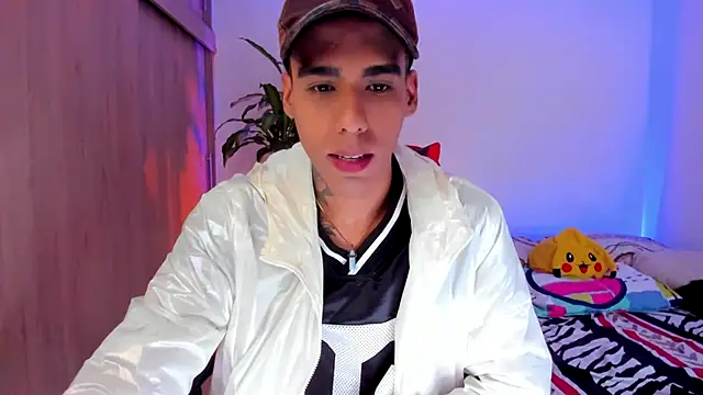 aldrinwhite online show from March 27, 2026, 6:51 pm