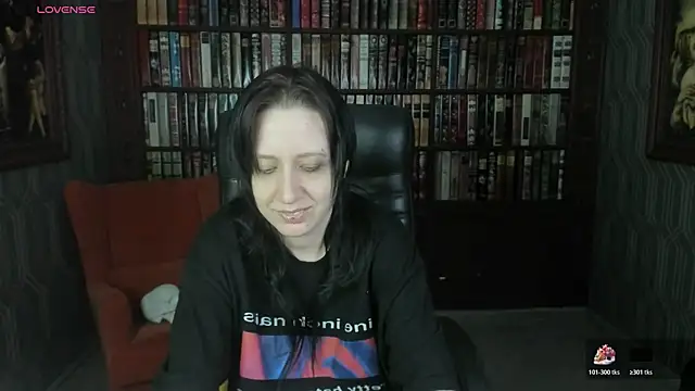 Snapshot of Medusa__Gorgona chatting on November 9, 2025, 10:57 am Medusa Gorgona online show from November 9, 2025, 10:57 am